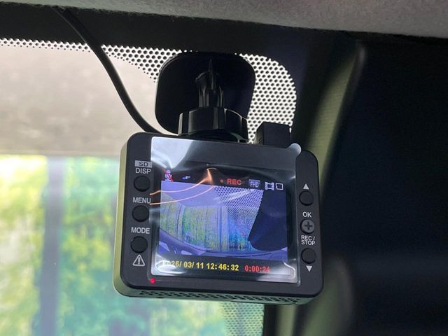 NISSAN NOTE 2017 Image 31