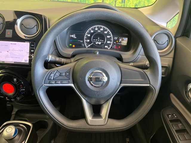 NISSAN NOTE 2017 Image 31