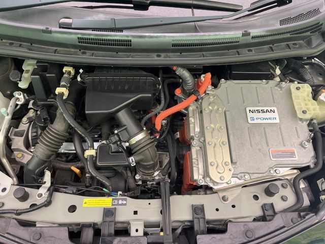 NISSAN NOTE 2017 Image 31