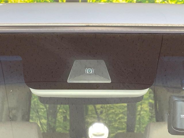 HONDA N BOX 2018 Image 31