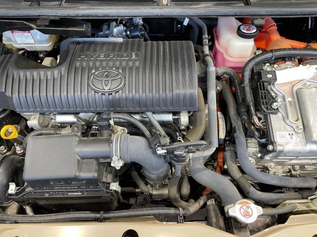 TOYOTA SIENTA HYBRID 2021 Image 31