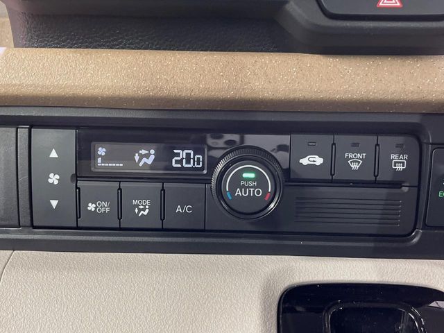 HONDA N BOX 2024 Image 31