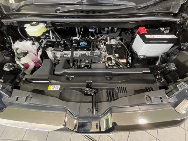 TOYOTA NOAH HYBRID 2023 Image 31