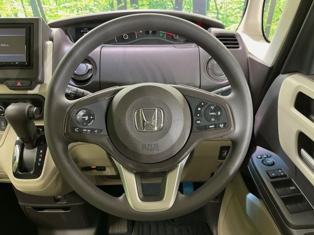 HONDA N BOX 2019 Image 31