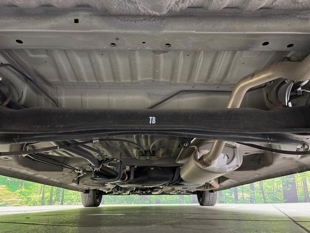 HONDA N BOX 2019 Image 31