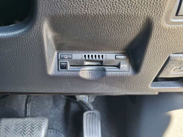 TOYOTA YARIS CROSS HYBRID 2023 Image 31