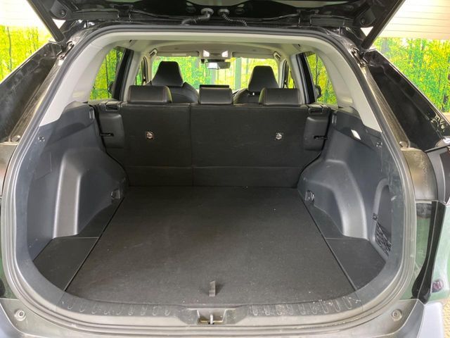 TOYOTA RAV4 HYBRID 4WD 2023 Image 31
