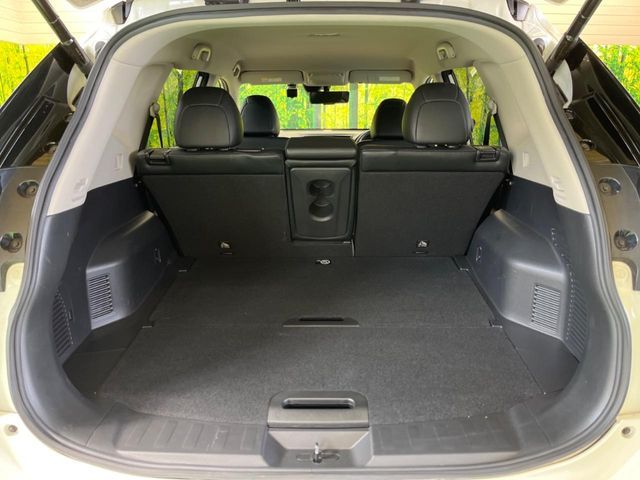 NISSAN X-TRAIL 2WD 2018 Image 31