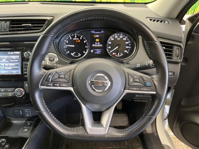 NISSAN X-TRAIL 2WD 2018 Image 31