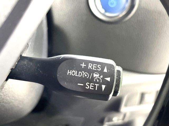 TOYOTA C-HR 2018 Image 31