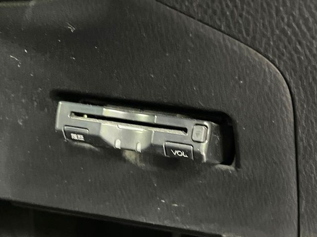 TOYOTA C-HR 2018 Image 31