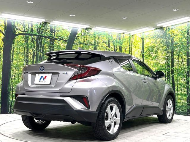 TOYOTA C-HR 2018 Image 31