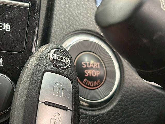 NISSAN X-TRAIL 2WD 2018 Image 31