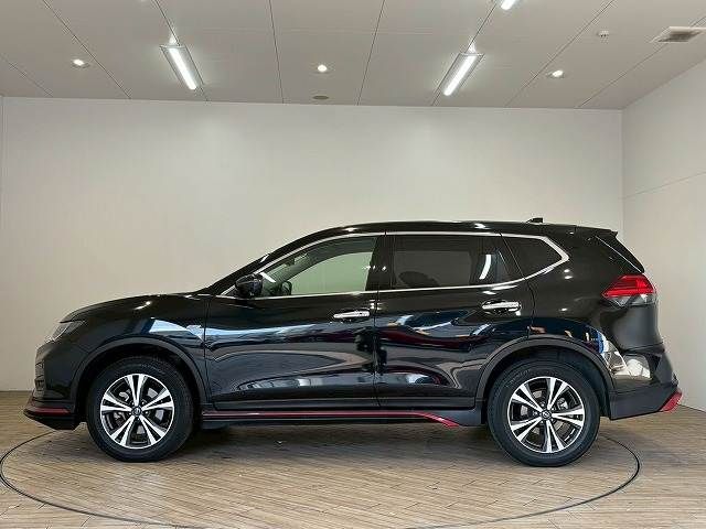 NISSAN X-TRAIL 2WD 2018 Image 31