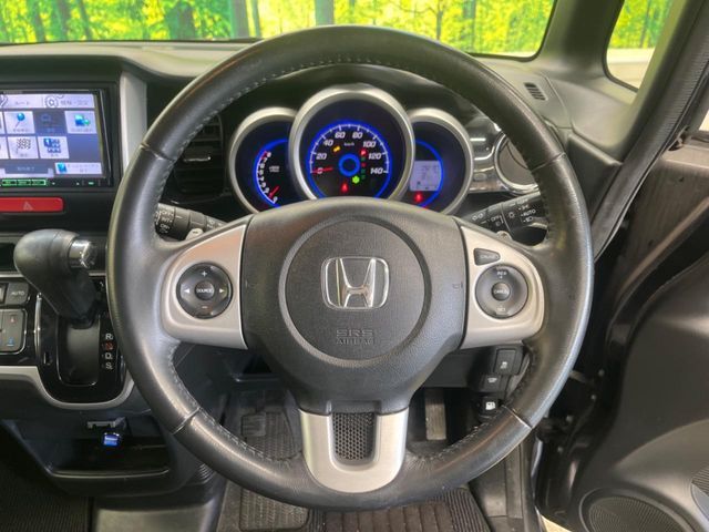 HONDA N BOX CUSTOM 2014 Image 31