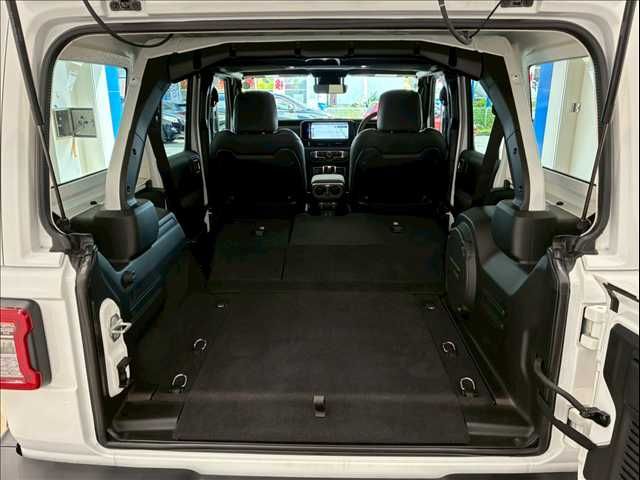 JEEP WRANGLER UNLIMI 2024 Image 31