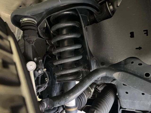 TOYOTA HILUX 4WD 2022 Image 31