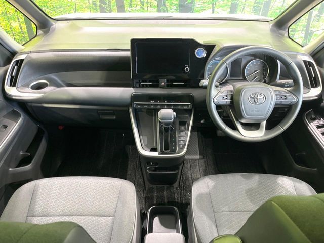 TOYOTA NOAH HYBRID 2022 Image 31