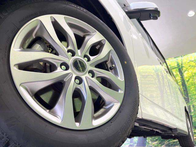 TOYOTA NOAH HYBRID 2022 Image 31