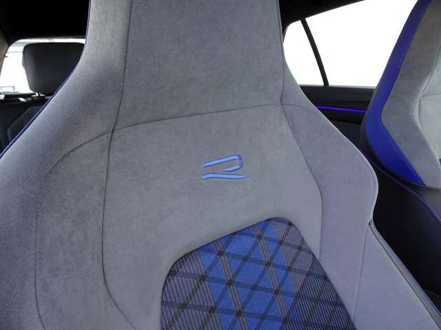 VOLKSWAGEN GOLF R 2022 Image 31