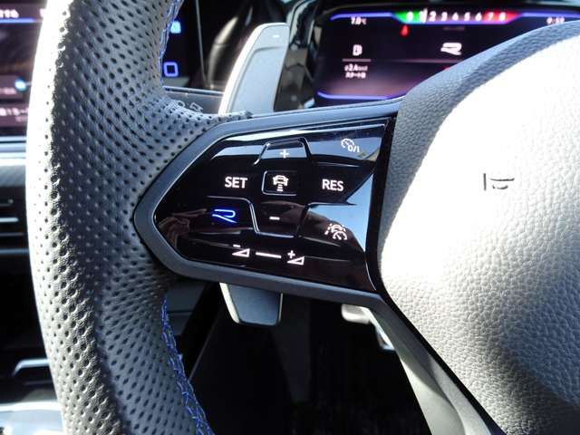 VOLKSWAGEN GOLF R 2022 Image 31