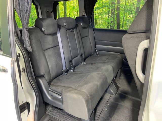 HONDA STEPWAGON SPADA 2012 Image 31