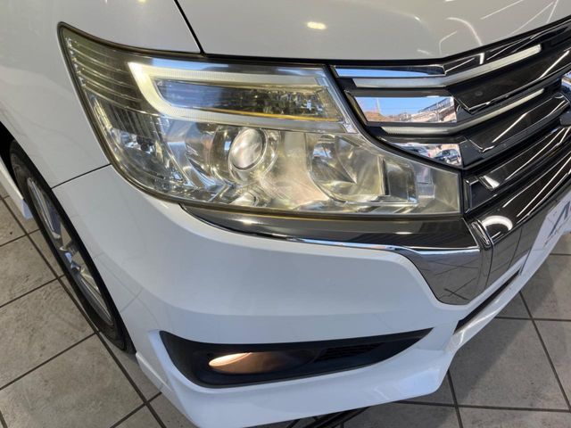 HONDA STEPWAGON SPADA 2012 Image 31