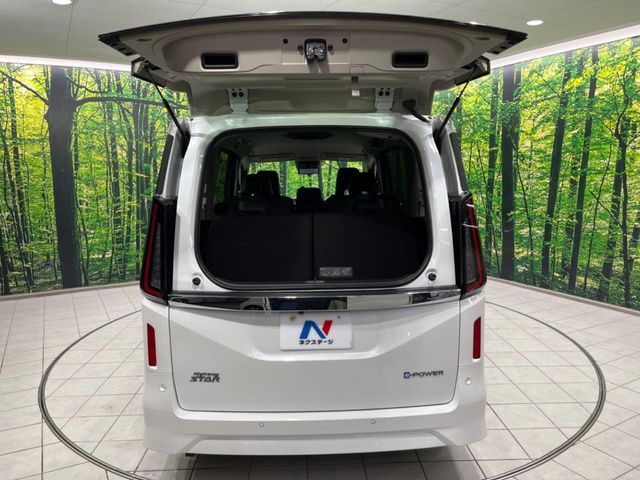 NISSAN SERENA  WG 2024 Image 31