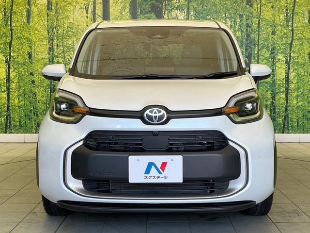 TOYOTA SIENTA HYBRID 2025 Image 31