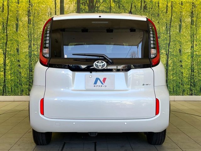 TOYOTA SIENTA HYBRID 2025 Image 31