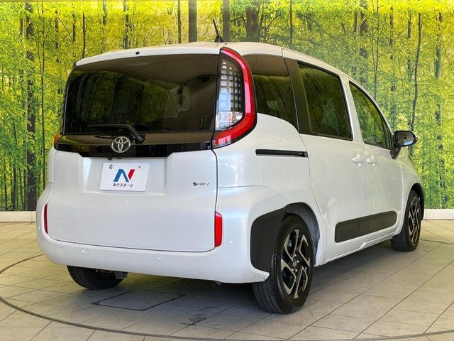 TOYOTA SIENTA HYBRID 2025 Image 31