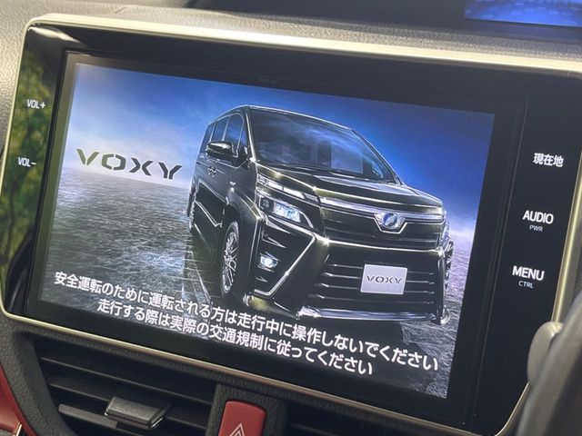 TOYOTA VOXY HYBRID 2018 Image 31