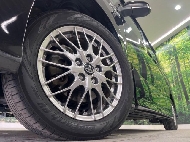 TOYOTA VOXY HYBRID 2018 Image 31