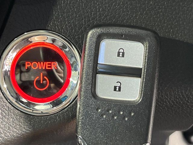 HONDA VEZEL HYBRID 2018 Image 31