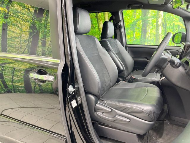 TOYOTA VOXY 2022 Image 31