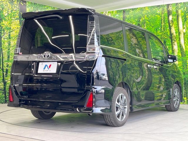 TOYOTA VOXY 2022 Image 31