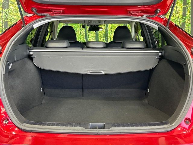 TOYOTA PRIUS 2017 Image 31