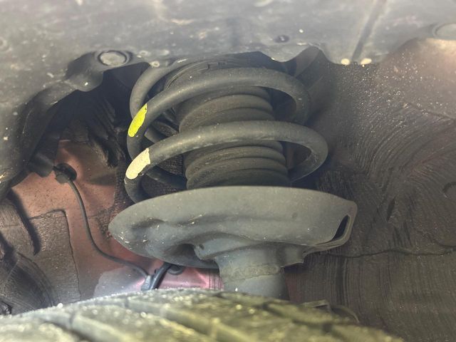 TOYOTA PRIUS 2017 Image 31