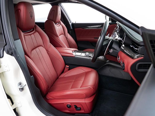 MASERATI QUATTROPORT 2020 Image 31