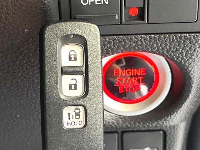 HONDA N BOX CUSTOM 2023 Image 31