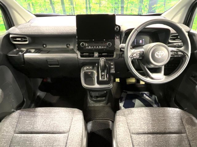 TOYOTA SIENTA HYBRID 2025 Image 31