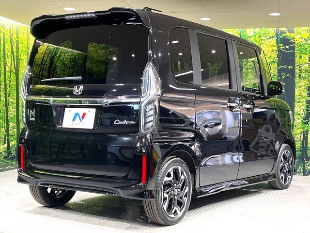 HONDA N BOX CUSTOM 2019 Image 31