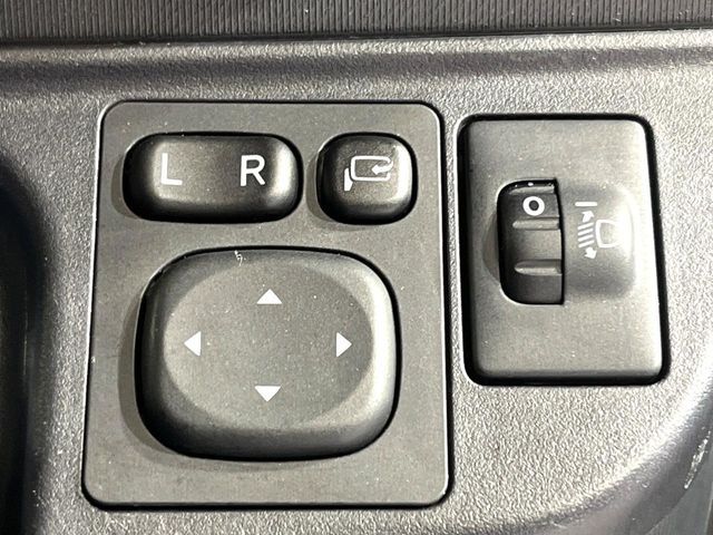 TOYOTA AQUA 2018 Image 31