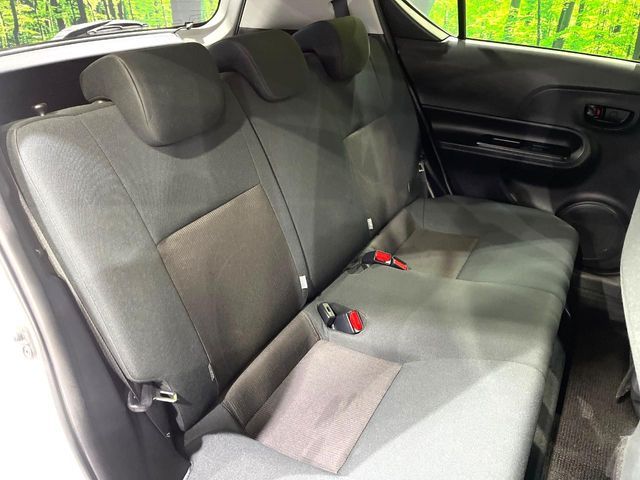 TOYOTA AQUA 2018 Image 31