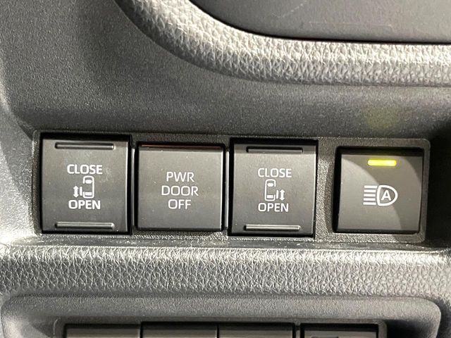 TOYOTA SIENTA HYBRID 2024 Image 31