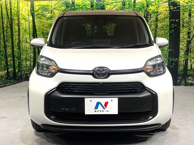 TOYOTA SIENTA HYBRID 2024 Image 31