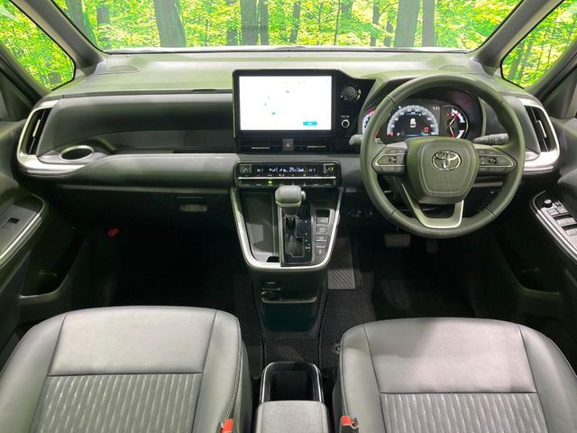 TOYOTA NOAH 4WD 2025 Image 31