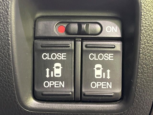 HONDA N BOX CUSTOM 2017 Image 31