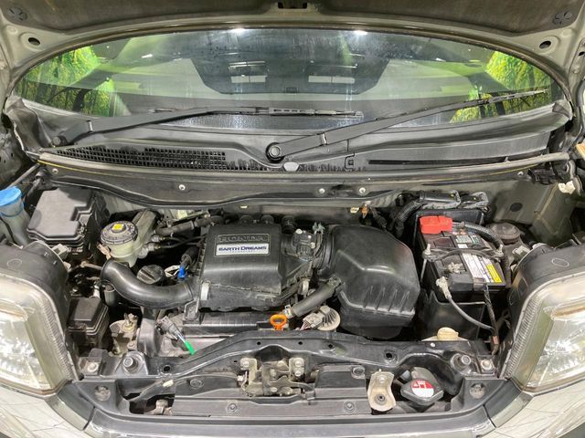 HONDA N BOX CUSTOM 2017 Image 31