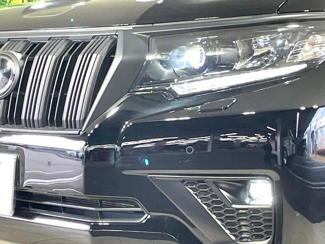 TOYOTA LANDCRUISER PRADO 2023 Image 31